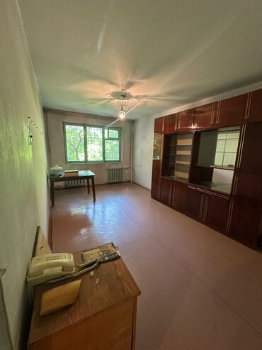 ищу 1 ком кв: 2 комнаты, 44 м², 104 серия, 1 этаж, Старый ремонт