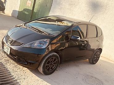 продаю шевролет: Honda Jazz: 2009 г., 1.5 л, Робот, Бензин, Хэтчбэк — 2