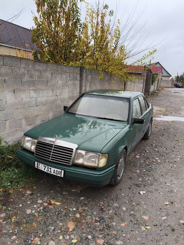 срочно мерс: Mercedes-Benz E-Class: 1988 г., 2.3 л, Механика, Бензин, Седан