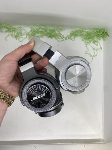 Qulaqcıqlar: Yeni Simsiz (Bluetooth) Qulaqcıqlar, Bose — 2