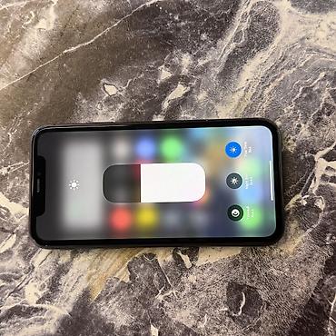 Apple iPhone: IPhone 11, Б/у, 64 ГБ, Черный, 77 % — 9