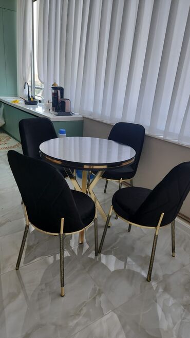 kuxna üçün stol stul: Для кухни, Для гостиной, Новый, Овальный стол, 4 стула