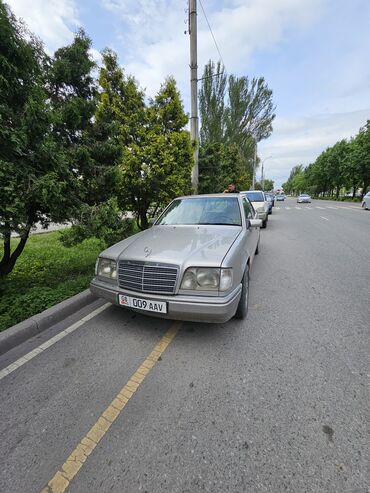 москивич авто: Mercedes-Benz 320: 1993 г., 3.2 л, Автомат, Бензин