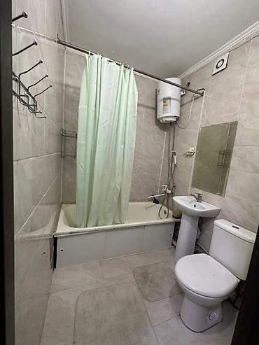 Долгосрочная аренда квартир: 3 комнаты, Собственник, С мебелью частично — 3