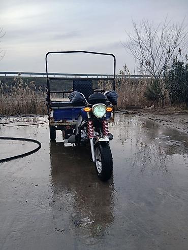 elektrikli skuterler m4 max: Yükdaşıma üçün üçtəkərli motosiklet (trisikl) - Güclü ön far və — 1