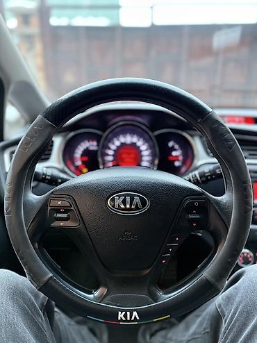 Kia: Kia Ceed: 2014 г., 1.4 л, Механика, Бензин, Универсал — 18