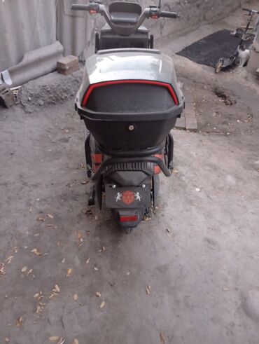 скутер в бишкеке: Электроскутер (городской) - Тип: электрический скутер - Цвет at lalafo.kg скутер в бишкеке: Электроскутер (городской) - Тип: электрический скутер - Цвет