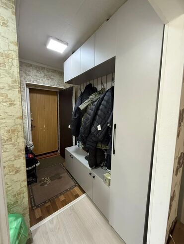 Продажа квартир: 3 комнаты, 56 м², Хрущевка, 3 этаж, Косметический ремонт