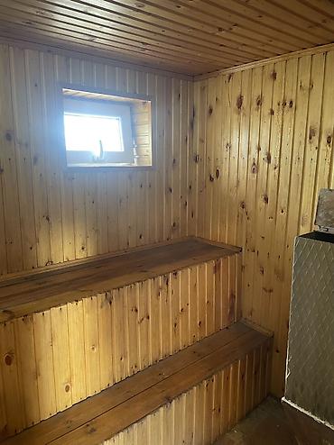 Продажа коттеджей и домов: Продается теплый, уютный дом из 5 комнат с санузлом. Участок 9 соток — 11