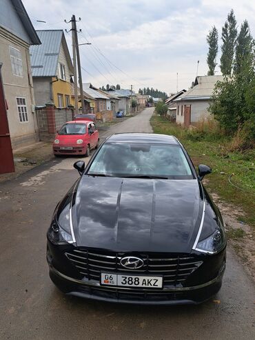 хундай 75: Hyundai Sonata: 2019 г., 2 л, Автомат, Бензин, Седан