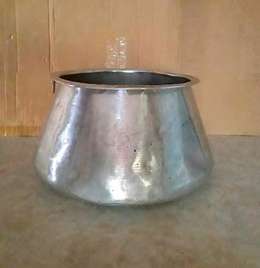 aş buludu: Qazan satılır. SSRİ. Hündürlük-14sm. Diametri-30 sm. Продаётся казан — 1