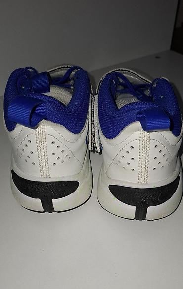 bele sandale na platformu: Nike patike za decu – model DV - Oznaka veličine: US 3Y / UK 2.5 / EU — 3