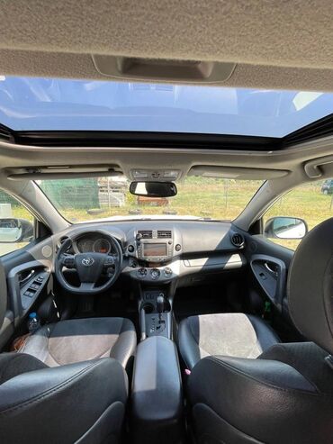 Toyota: Toyota RAV4: 2.2 l. | 2010 έ. SUV/4x4 — 13