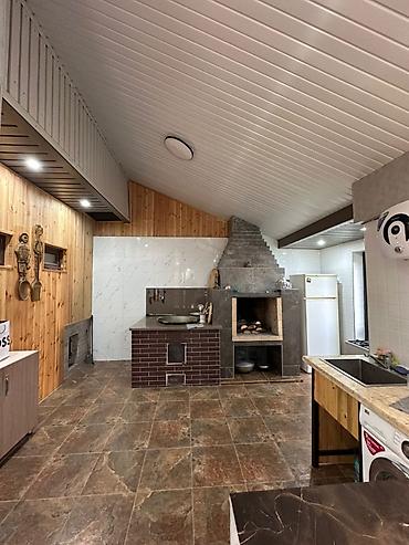 Продажа коттеджей и домов: 🏡 Продается элитный особняк на первой линии в районе Ынтымак! •	370 — 26