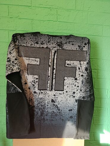 женские шапки на флисе: Qadın bluz/köynək kolleksiyası - Model 1: Qara-boz ombre effektli