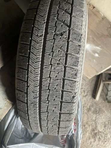 шины ниву: Шины 195 / 65 / R 15, Зима, Легковые, Япония, Bridgestone