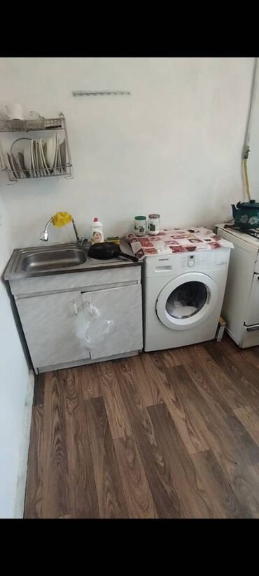 neftciler kiraye: Oğlan otağ yoldaşı axtarilir. tələbə iş adami fərq etməz. Neftçilər