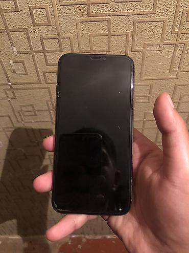 28 may telefon: IPhone Xs, 256 GB, Rose Gold, Simsiz şarj, Face ID — 8