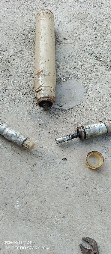 ev qazı: Beton vibratori üçün şlanq və vibrasiya ucu (daxili vibrator — 2
