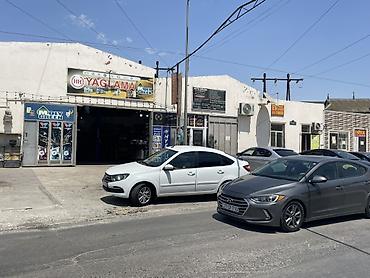 Mühərrik yağları: Avtomobil üçün yağlama və sürtkü materialları servisi Xidmətlər: - — 2