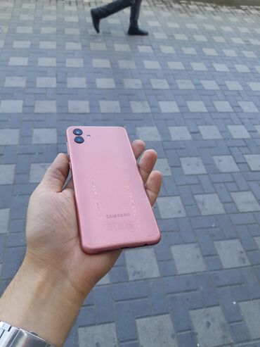 samsung galaxy young: Samsung Galaxy A04e, 64 ГБ, цвет - Розовый, Кнопочный, Отпечаток пальца
