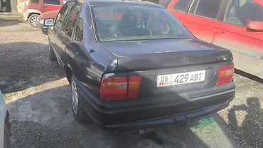 Opel: Opel Vectra: 1993 г., Механика, Седан — 8