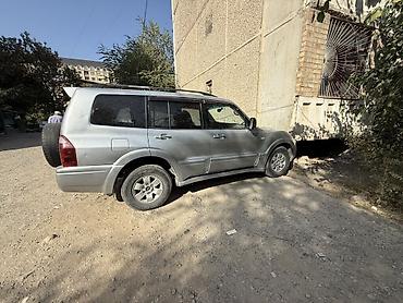 фара на паджеро: Mitsubishi Pajero: 2004 г., 3.2 л, Автомат, Дизель, Внедорожник — 1