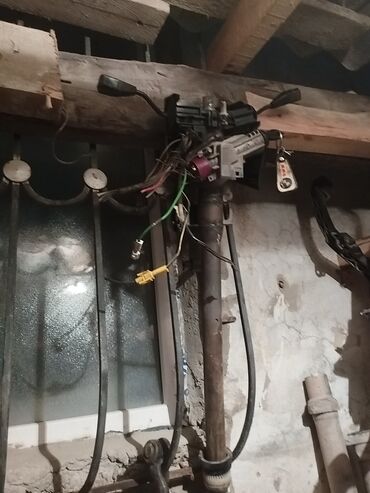 Digər kuzov detalları: Bmw e36 ehtiyat hissələri var her bir ehtiyat hissələri var 1.8m40 — 6