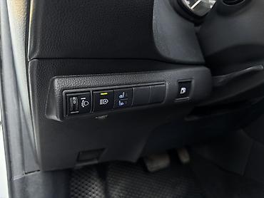 корола 1 8 гибрид: Toyota Corolla: 2019 г., 1.8 л, Вариатор, Гибрид, Седан — 10