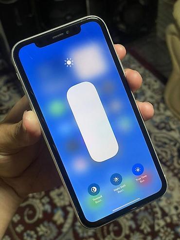 Apple iPhone: IPhone Xr, Новый, 128 ГБ, Чехол, 78 % — 5