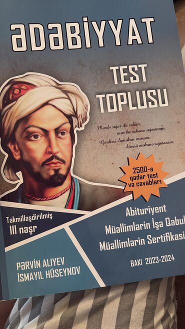 Bu kitab 10-11 sinif abituriyentler ucun kitabdir edeb fennindendir 13