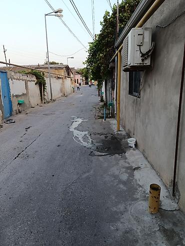 əmircanda ev: Suraxanı 3 otaqlı, 55 kv. m, Orta təmir — 2