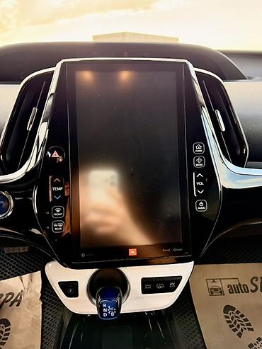 приус прайм: Toyota Prius: 2017 г., 1.8 л, Гибрид, Хэтчбэк — 6