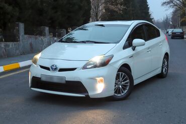 авто азербайджане: Toyota Prius: 1.8 l | 2013 il Hetçbek