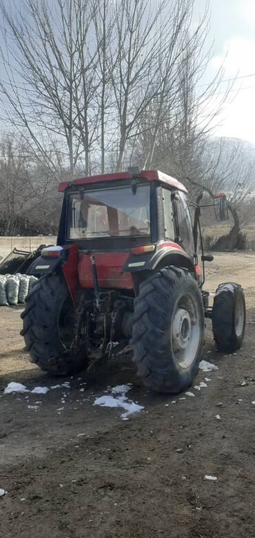 Тракторы YTO (ЮТО): Модель: 904, Б/у, 2006 г., С пресс-подборщиком — 4