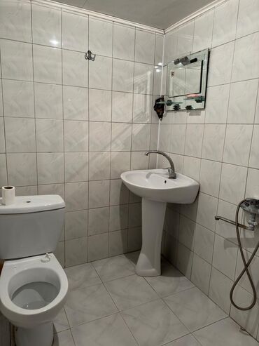 Köhnə tikili: 3 otaqlı mənzil – daxili planlaşdırma və xüsusiyyətlər - Geniş zal — 9