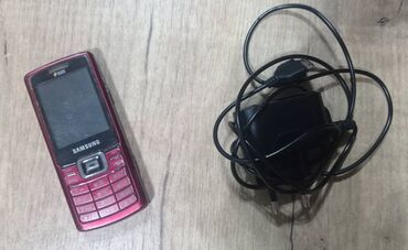 Stəkanlar: Samsung B5722 Duos, < 2 GB Memory Capacity, rəng - Qırmızı