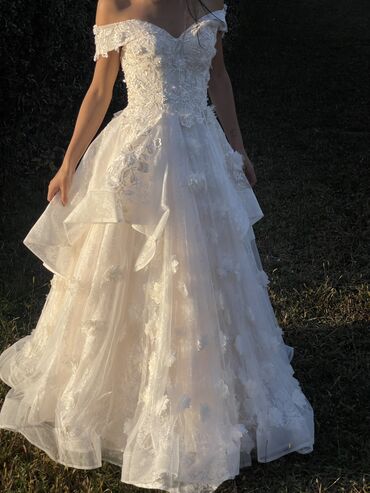 Свадебные платья и аксессуары: Продаю свадебное платье ✨ было сделано на заказ, по последним трендам