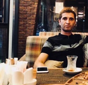 iw qabyuyan razin: Ofisiant. Təcrübəli