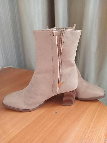 Ботинки и ботильоны: Ботильоны новые,демизамша,размер 36,идут размер в размер,каблучок — 6