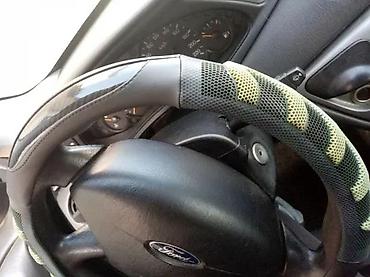 Auto oprema: NAVLAKA ZA VOLAN NOVA PVC-CARBON VRHUNSKI KVALITET AKCIJA | Cene — 9