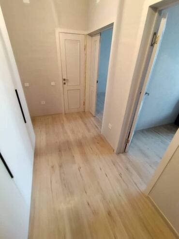 сдается 2 комнатная квартира в джале: 2 бөлмө, 74 кв. м, Элитка, 9 кабат, Евроремонт