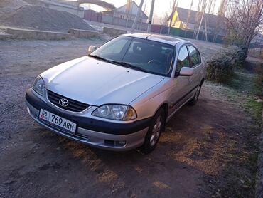 Toyota: Toyota Avensis: 2001 г., 1.8 л, Механика, Бензин, Седан