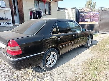 210 mers: Mercedes-Benz C-Class: 1994 г., 2 л, Автомат, Бензин — 1