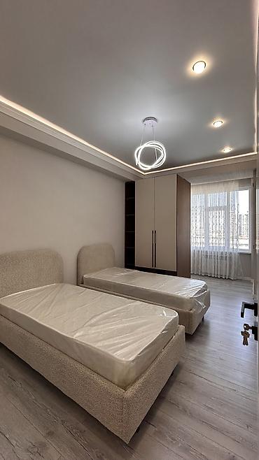 Продажа квартир: 3 комнаты, 93 м², Элитка, 8 этаж, Дизайнерский ремонт — 13