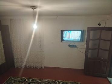 Otaqlar: Səbail rayonunda yerləşən 2 otaqlı həyət evi satışdadır. Ev geniş — 2