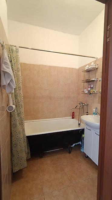 стройител: 3 комнаты, 62 м², Городок строителей 105 серия, 8 этаж, Косметический ремонт — 6