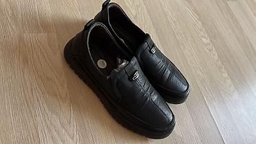 kişi ucun ayaqqabı: Qara kişi loaferləri - Model: Slip-on loafer - Rəng: Qara - Material — 2