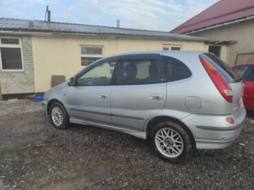 Nissan: Nissan Almera Tino: 1999 г., 2 л, Автомат, Бензин, Седан