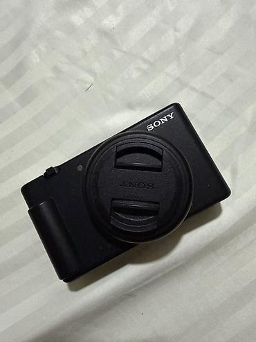 go pro 6: Продаю Sony ZV-1F. В комплекте также штатив-рукоятка для съёмки — 1